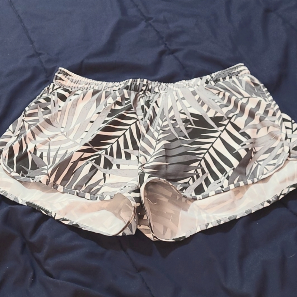 Patterned Old Navy Running Shorts